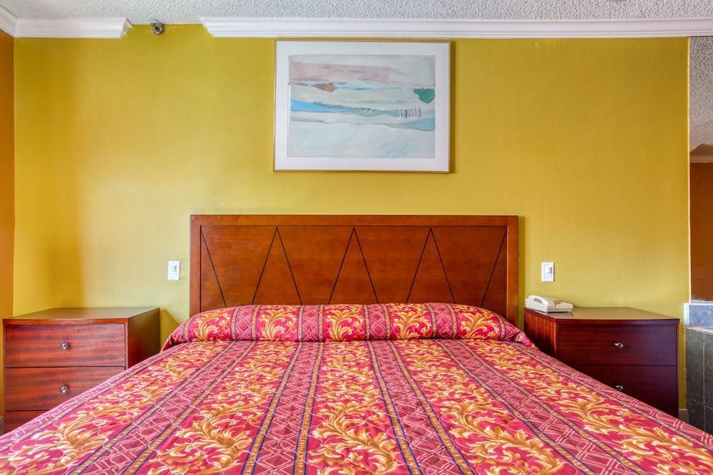 Hotel Corona Ca - Hwy 91 Luaran gambar