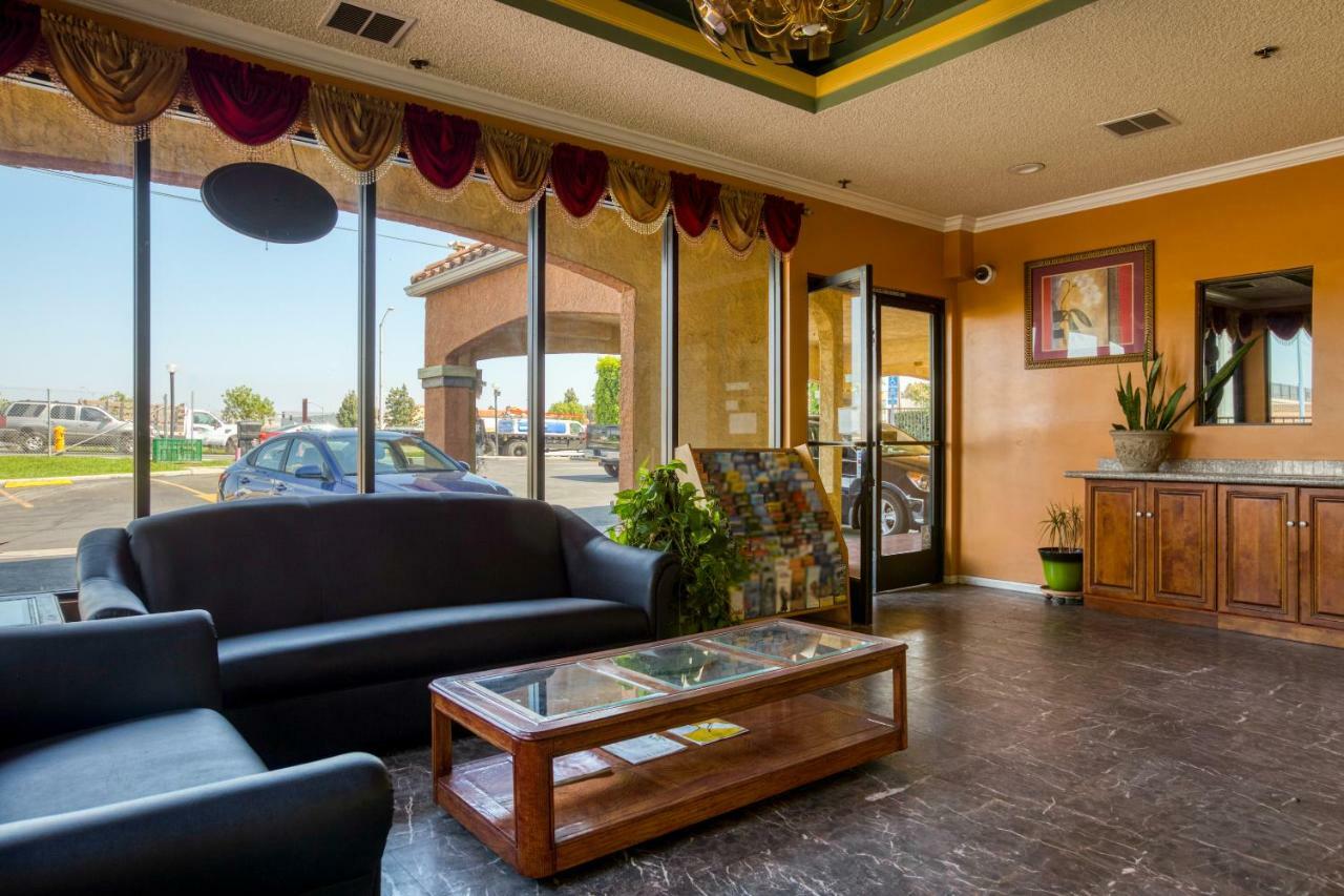Hotel Corona Ca - Hwy 91 Luaran gambar