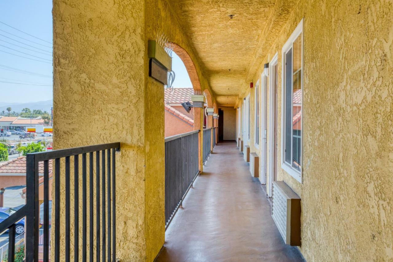 Hotel Corona Ca - Hwy 91 Luaran gambar