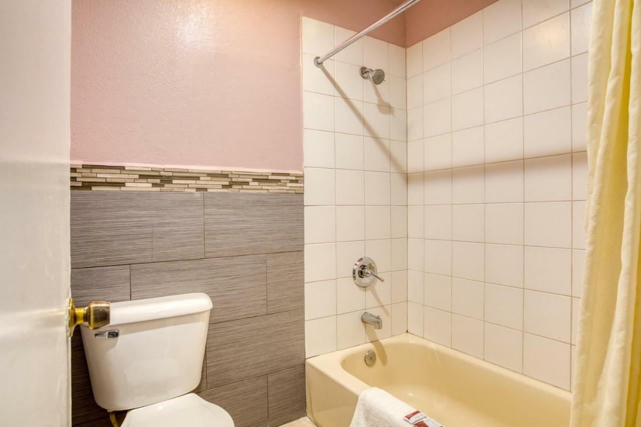 Hotel Corona Ca - Hwy 91 Luaran gambar