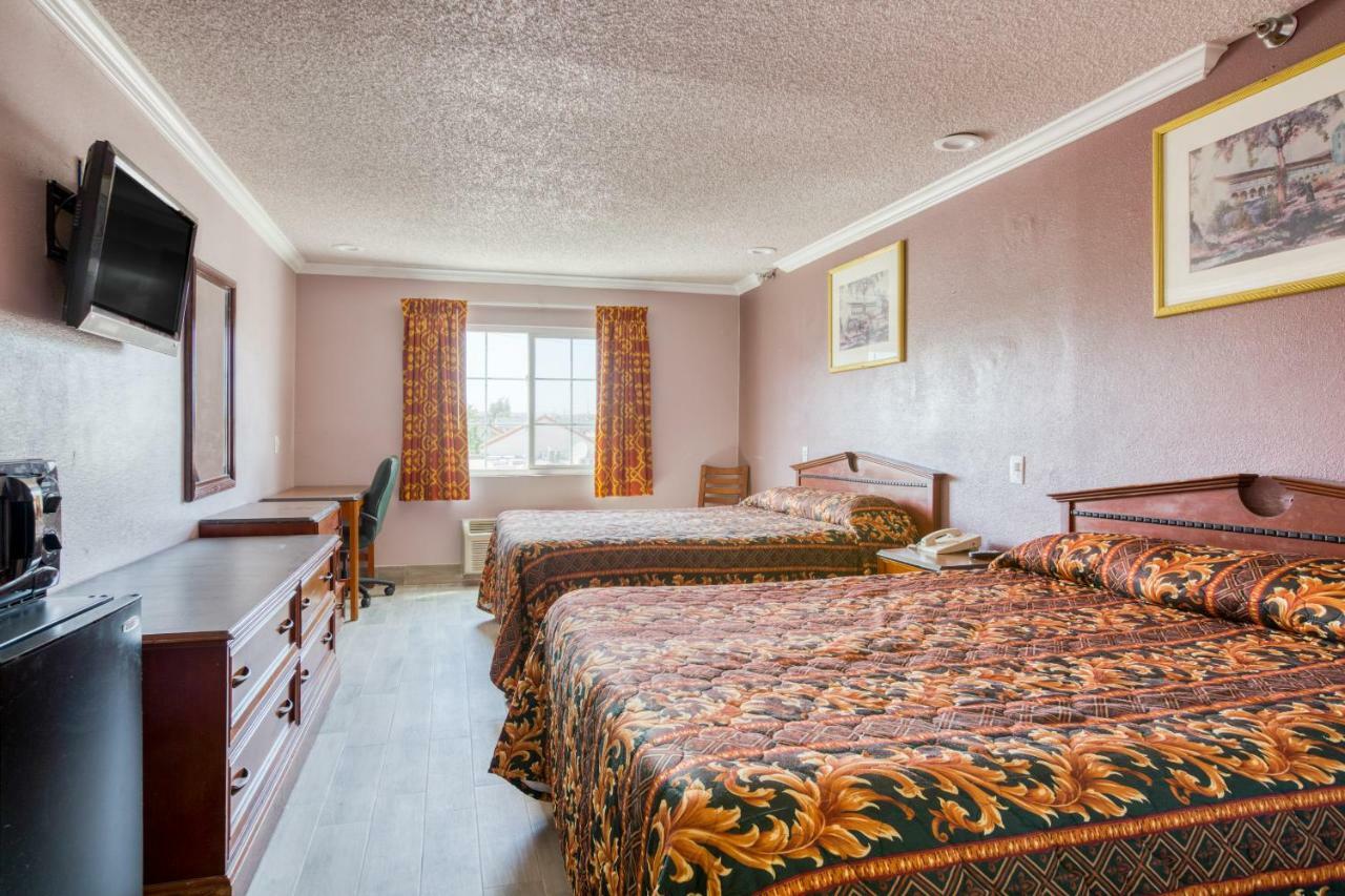 Hotel Corona Ca - Hwy 91 Luaran gambar